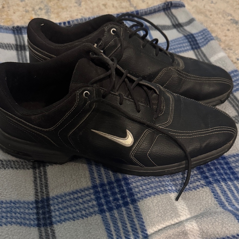 Nike Golf Heritage Men's Black Leather Cleats Size 10.5